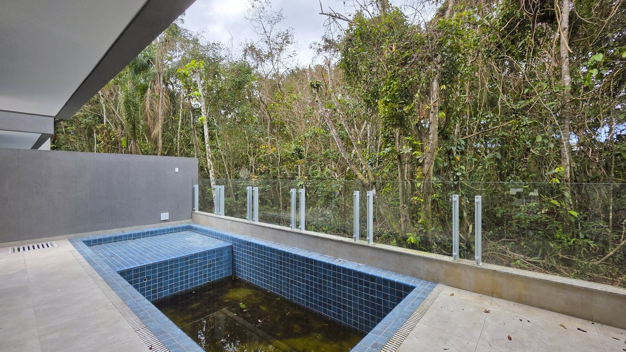 Casa em Condomínio
