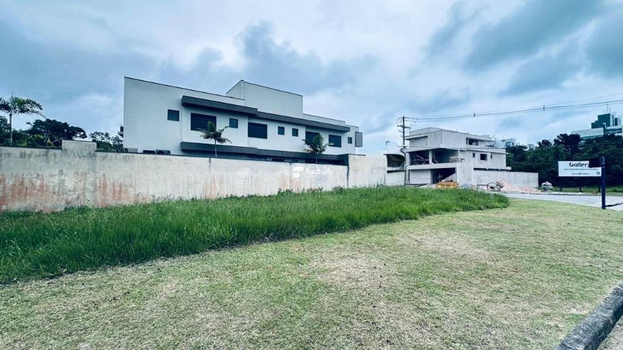 Terreno — foto 1 de 6