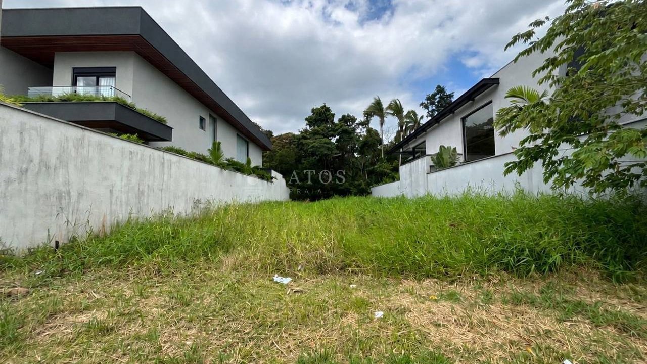 Terreno — foto 1 de 3
