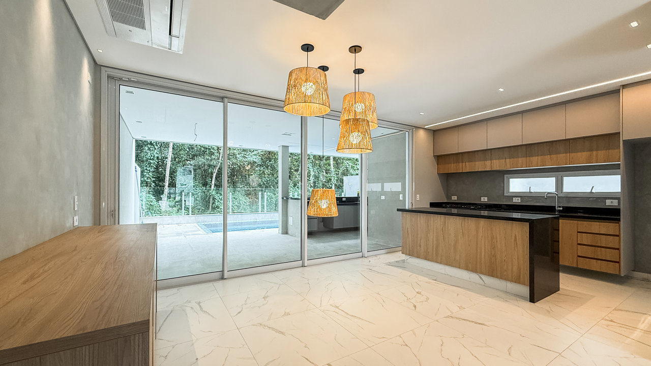 Casa em Condomínio — foto 4 de 38
