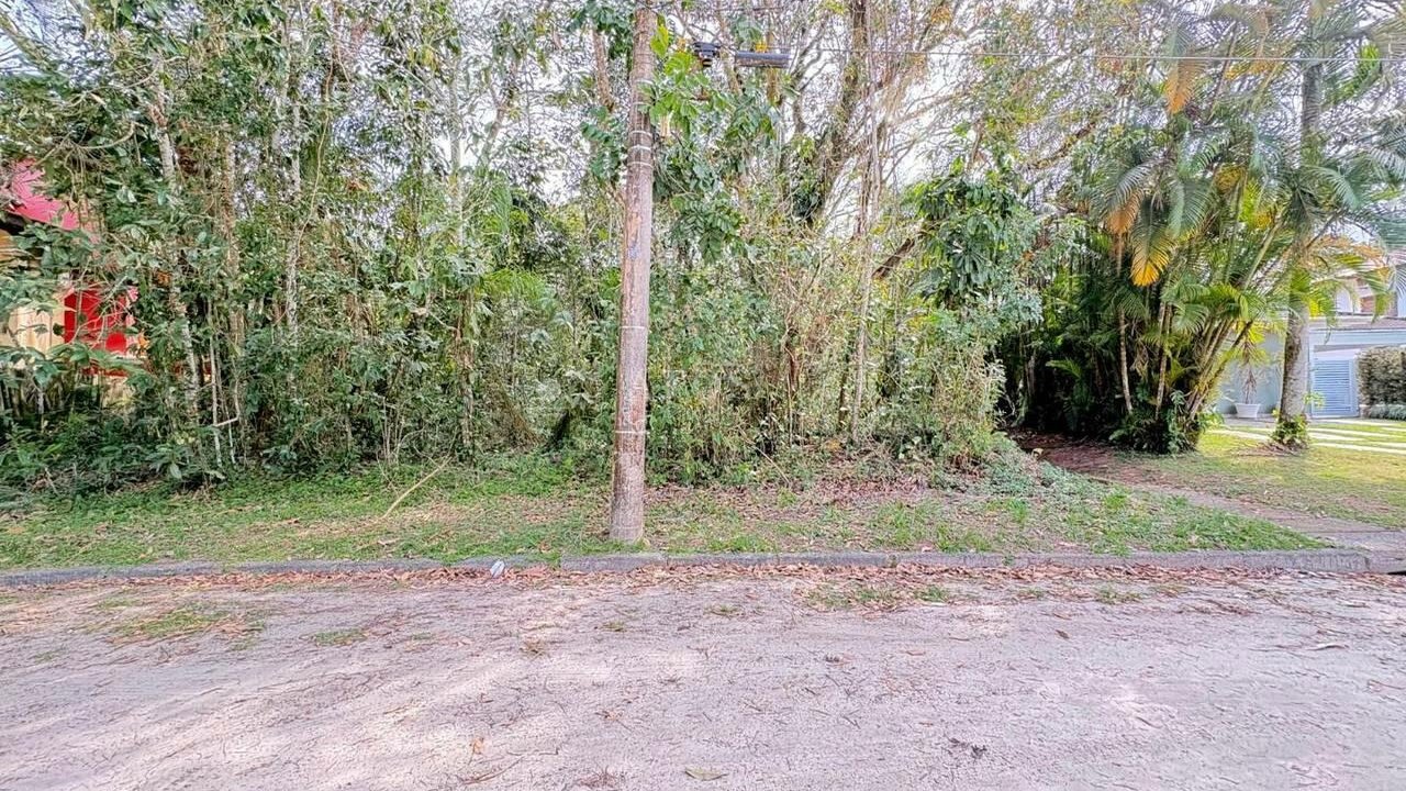 Terreno — foto 1 de 2